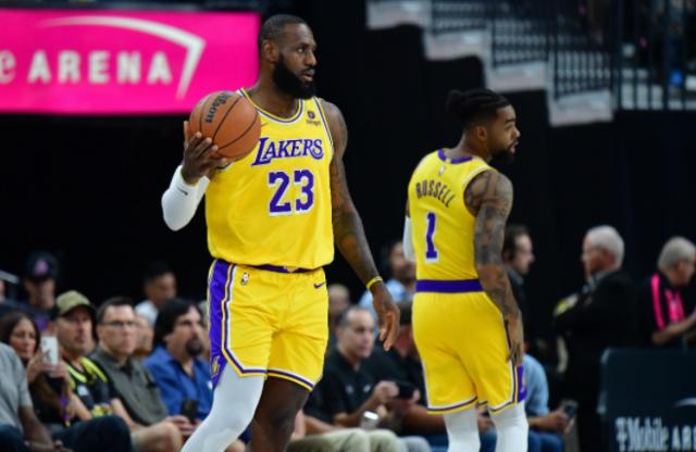 完美赛事-两战35记三分！湖人变三分大队  詹皇：射手更强了