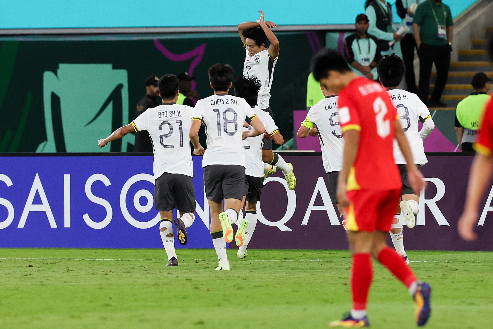 完美服务-国脚盛赞U23国足：这帮兄弟很团结，赢球理所应当